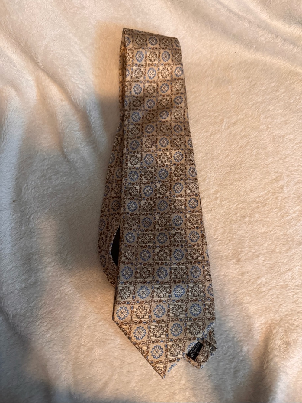 Men's Beige and Blue Patterned Silk Tie. Marshall Field’s.